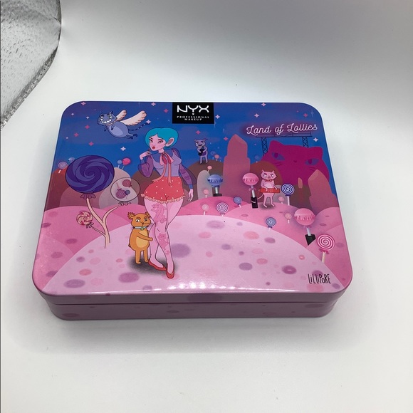 NYX Land of Lallies Eyeshadow set with Tin - Picture 2 of 2